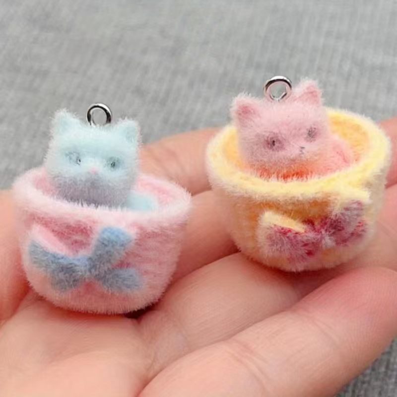 4pcs 3D plush resin cat pendan - Jewelry Making For Birthday Party 评论和价格