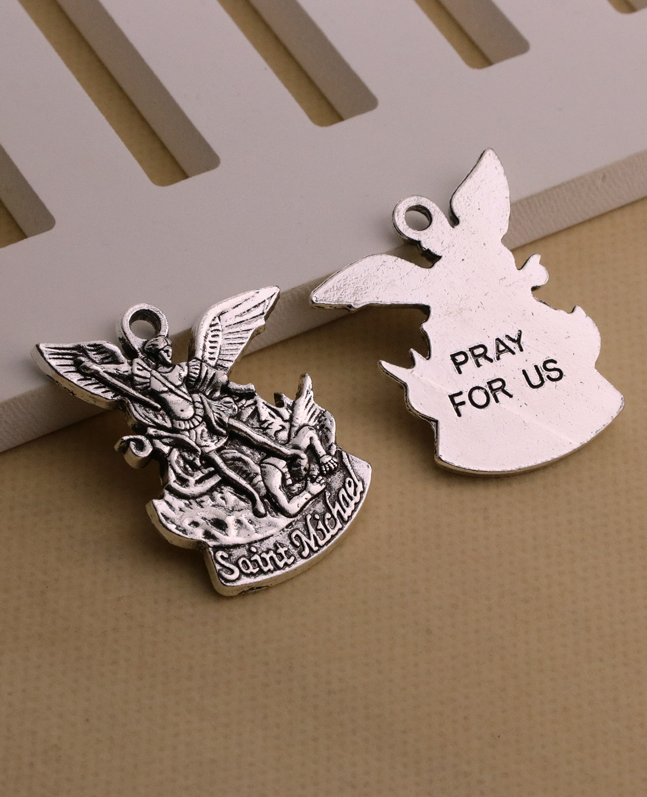 5Pcs The Archangel St.Michael  - Jewelry Making Michaels 评论和价格