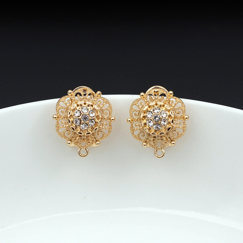 10pair CZ Flower Earrings Post - Jewelry Making Dubai 评论和价格