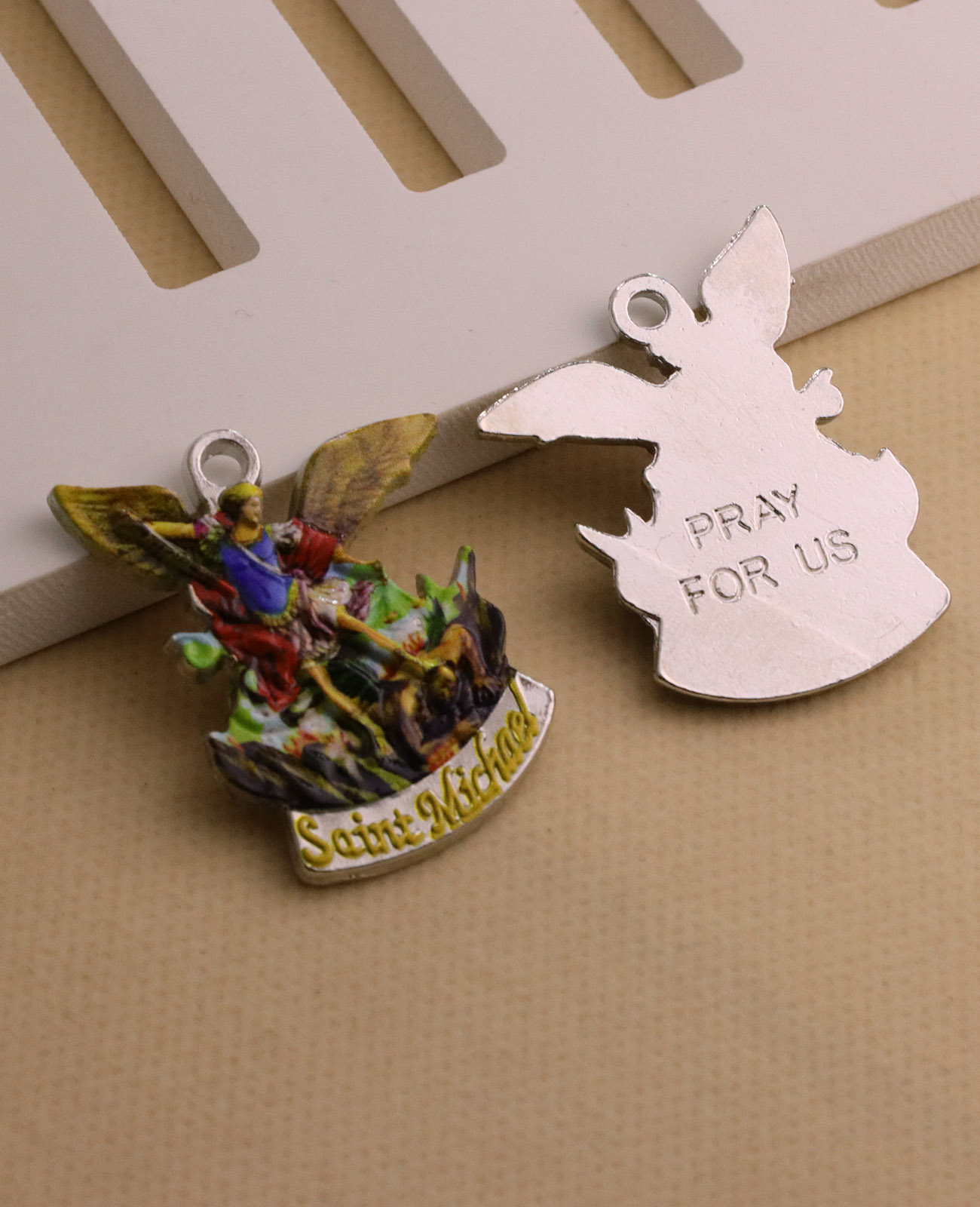 3Pcs Christian Saint Michael C - Jewelry Making Michaels 评论和价格