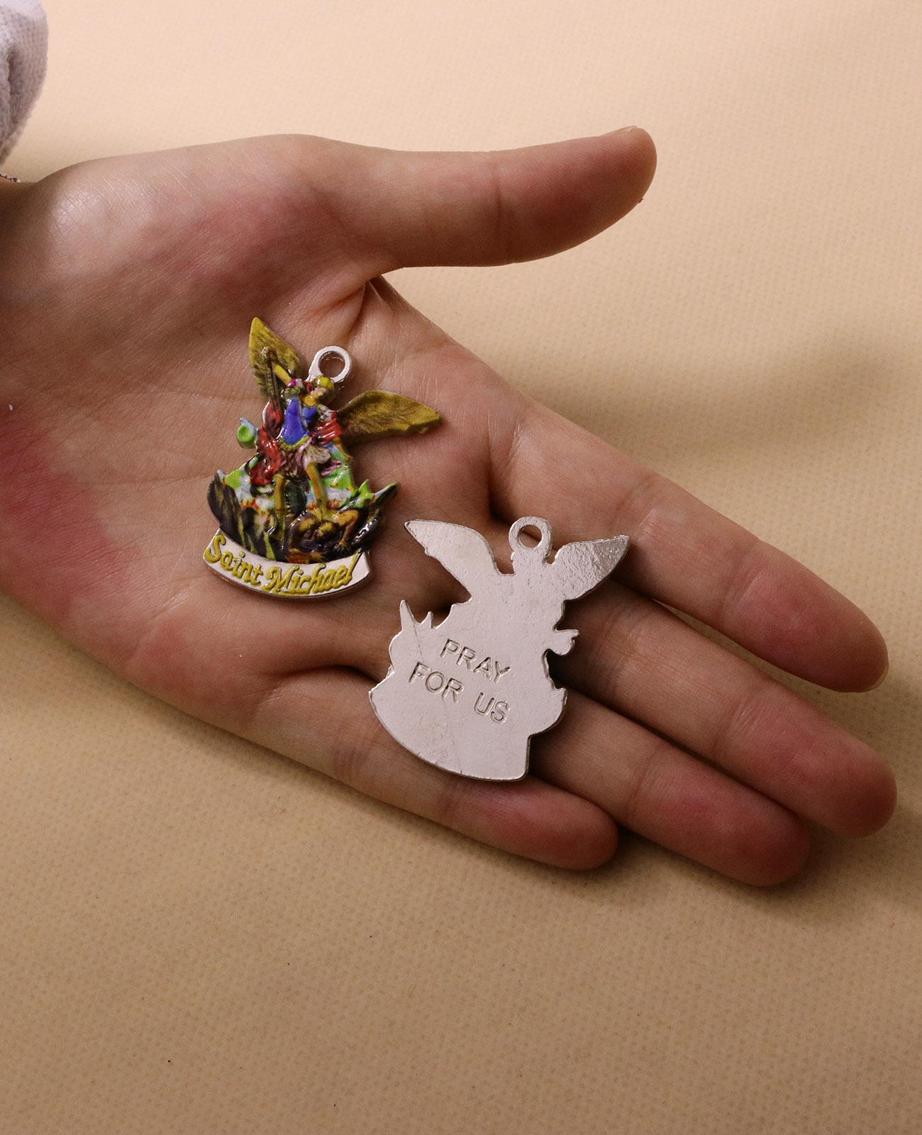 3Pcs Christian Saint Michael C - Jewelry Making Michaels 评论和价格